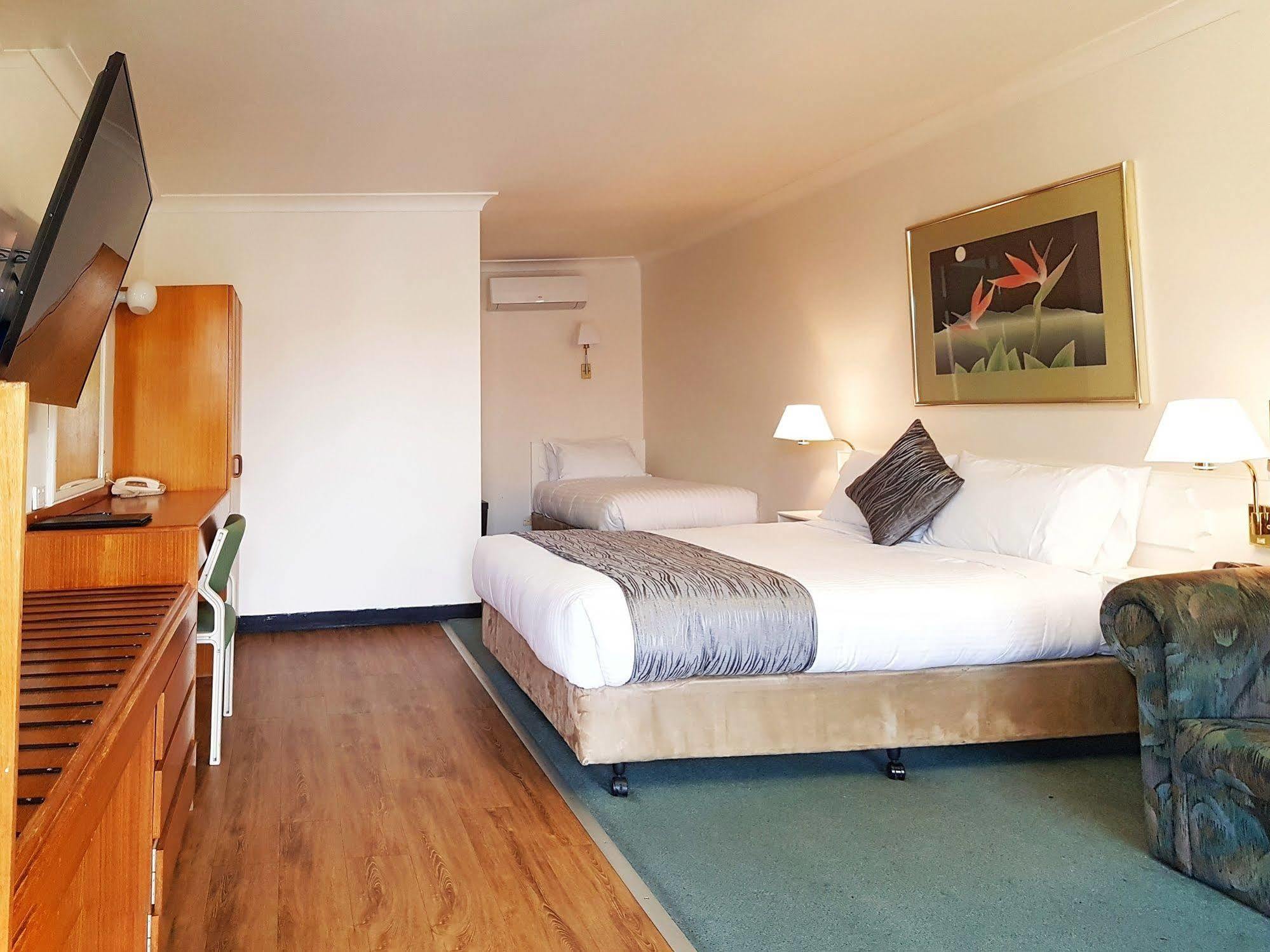 Motel The Palms Dubbo Extérieur photo