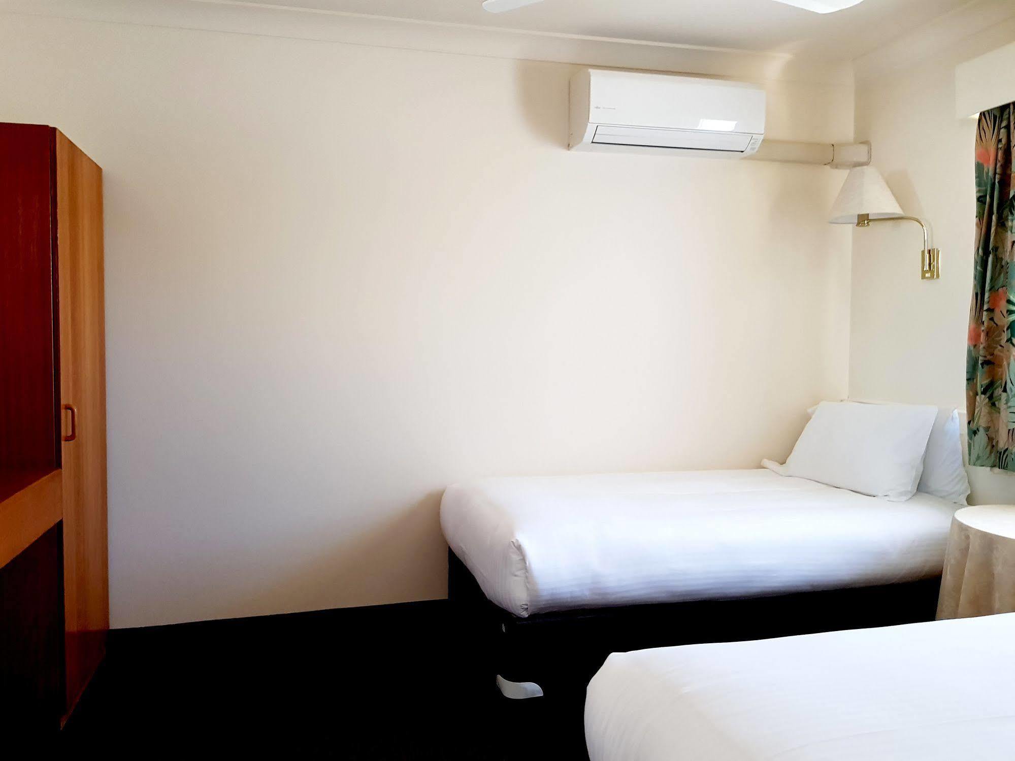 Motel The Palms Dubbo Extérieur photo